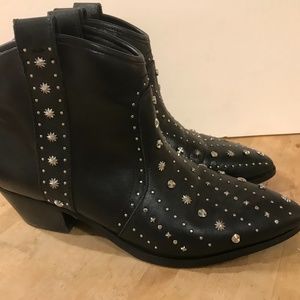 Sam Edelman Woman’s Brian Studded Western Bootie